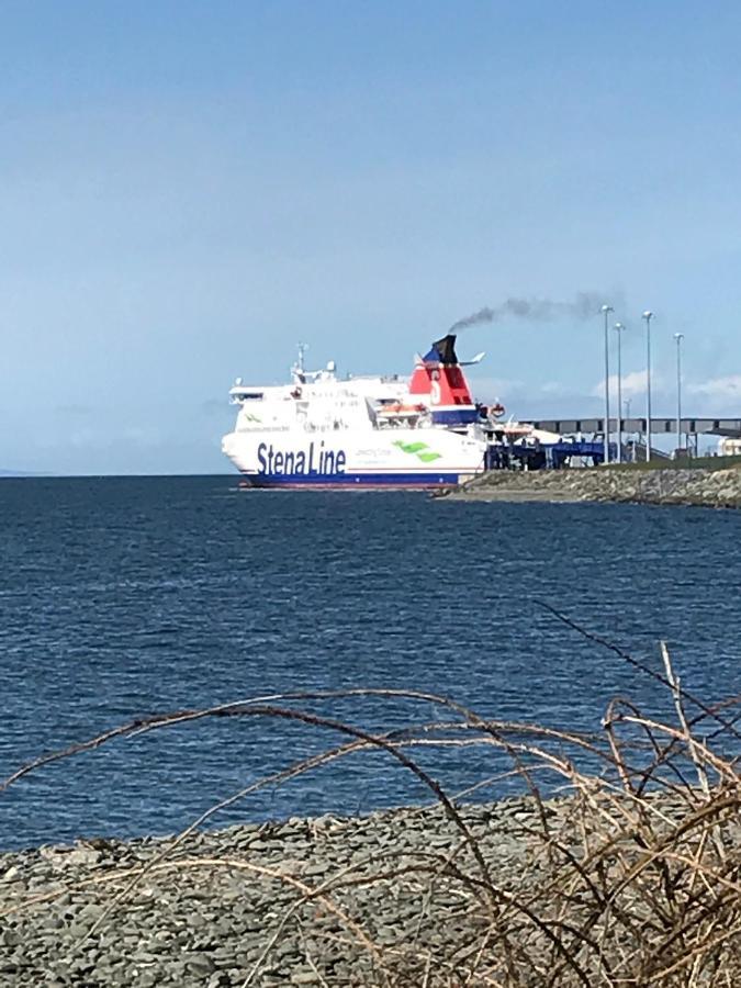 ホテル Wigbay Loch View 28 Kirkcolm エクステリア 写真