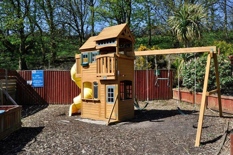 ホテル Wigbay Loch View 28 Kirkcolm エクステリア 写真