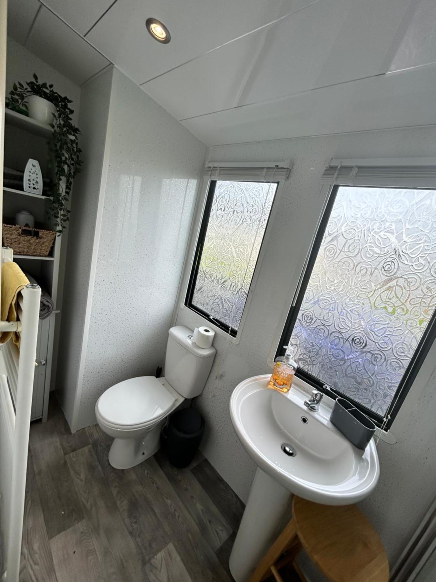 ホテル Wigbay Loch View 28 Kirkcolm エクステリア 写真